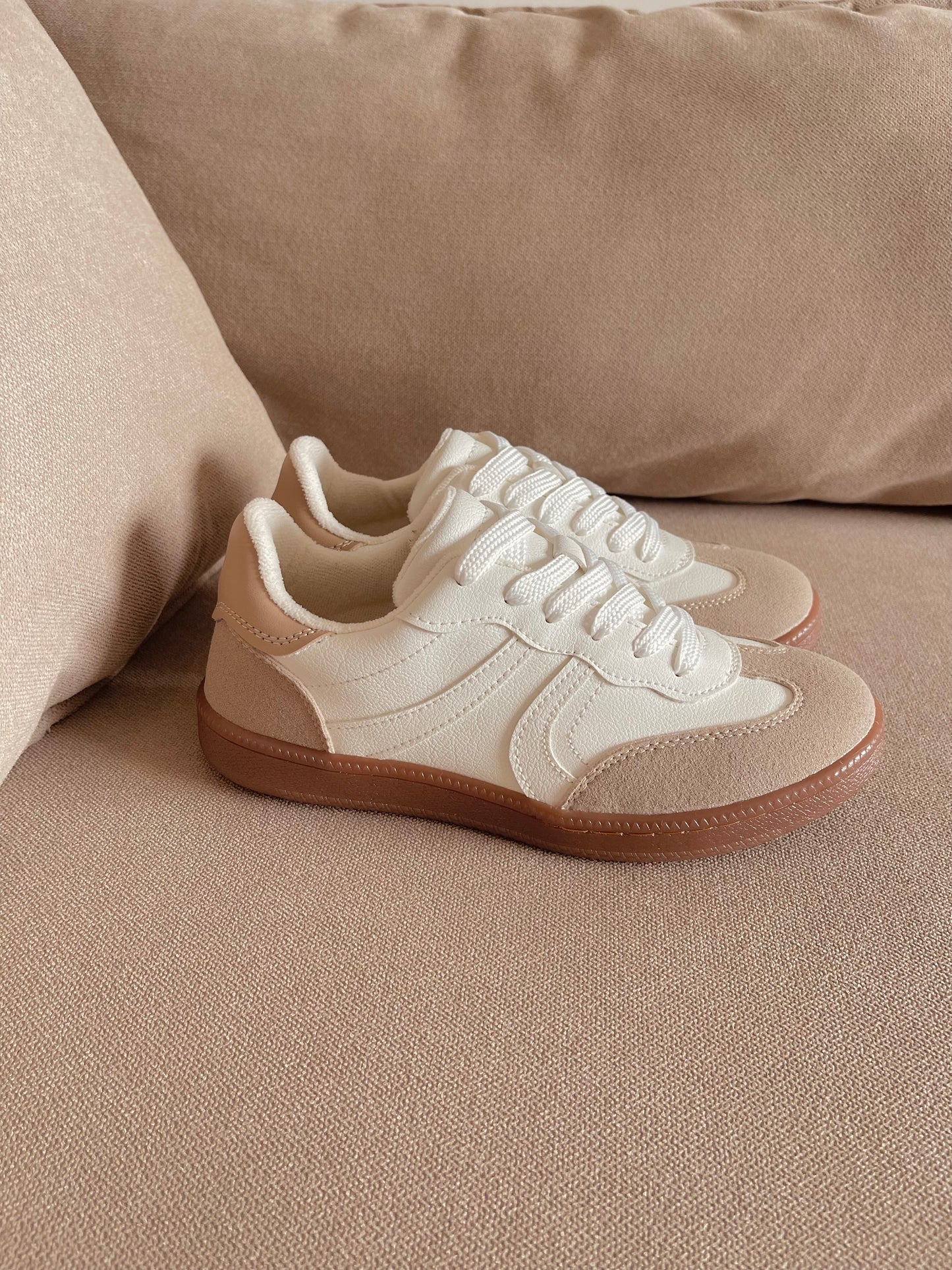 TENIS BALI MARFIL x ARENA 2CM - ✩‧₊˚plantilla memory confort🧽