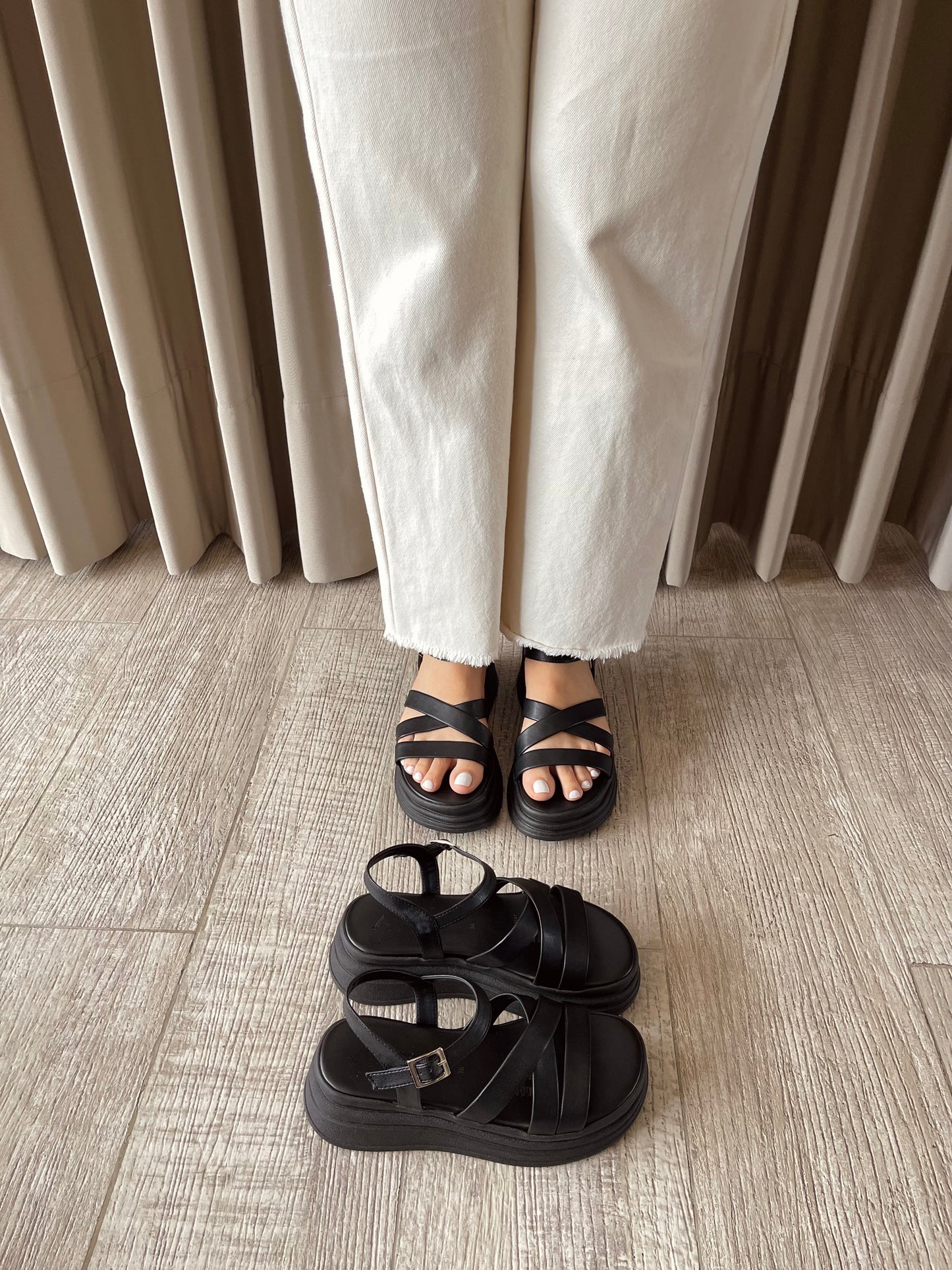 PLATAFORMA CHAD 5CMS NEGRO