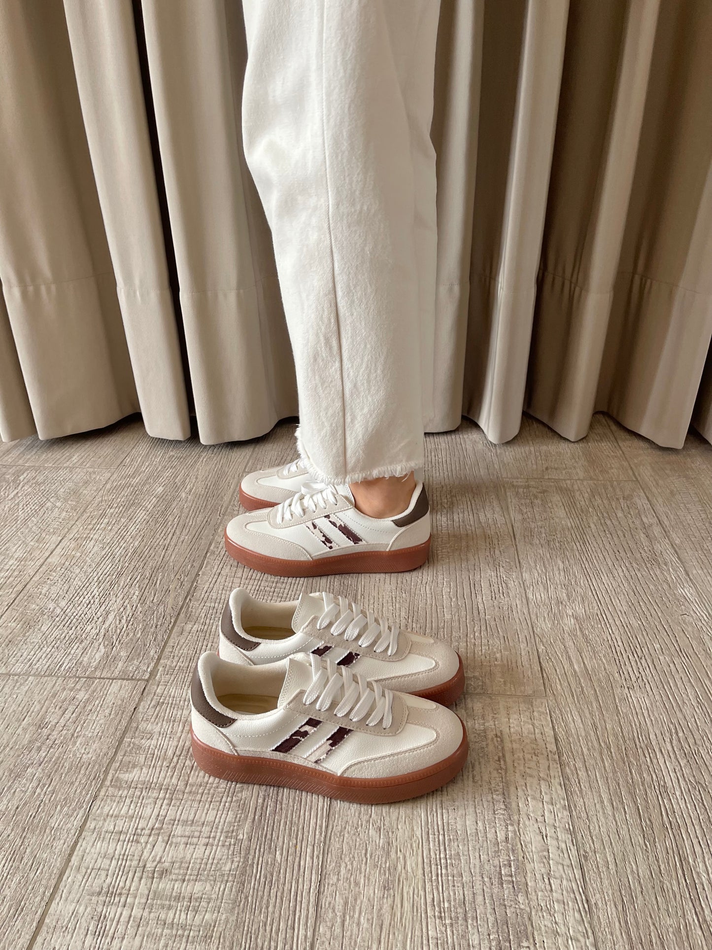 TENIS BALI MARFIL x ANIMAL PRINT COW✩‧₊˚🐄 3CM-plantilla memory confort🧽