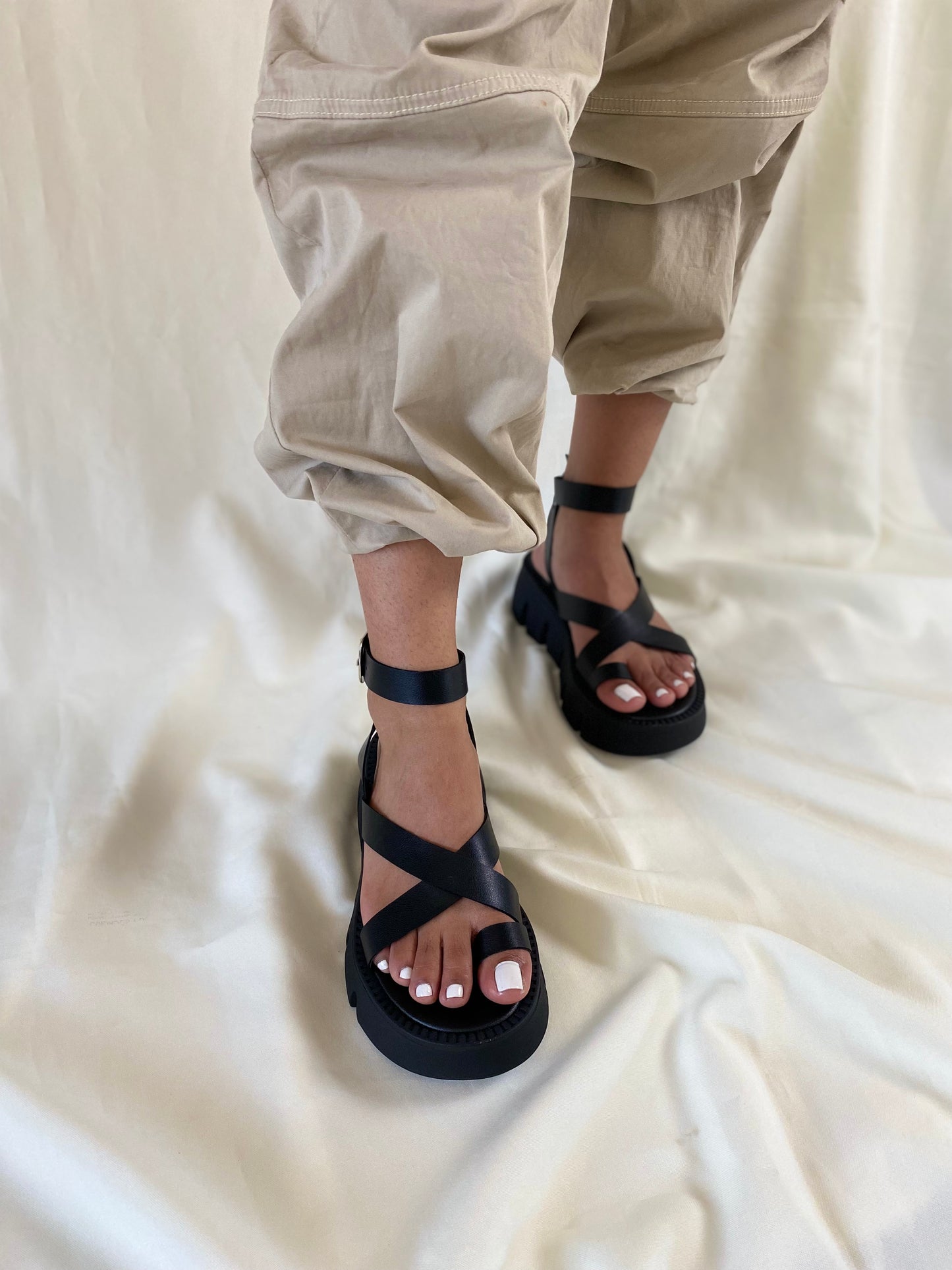 PLATAFORMA DN10 NEGRO