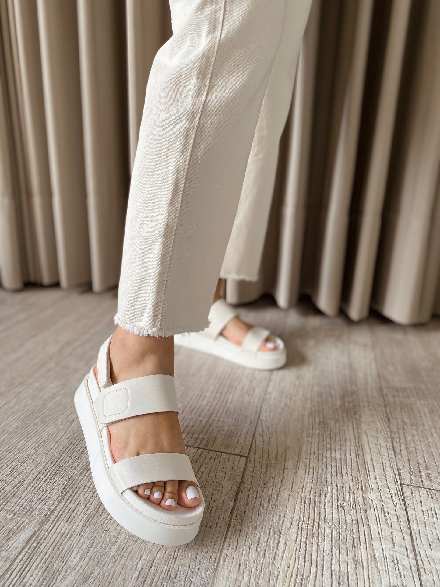 PLATAFORMA YIBUTI VELCRO TRES LECHES