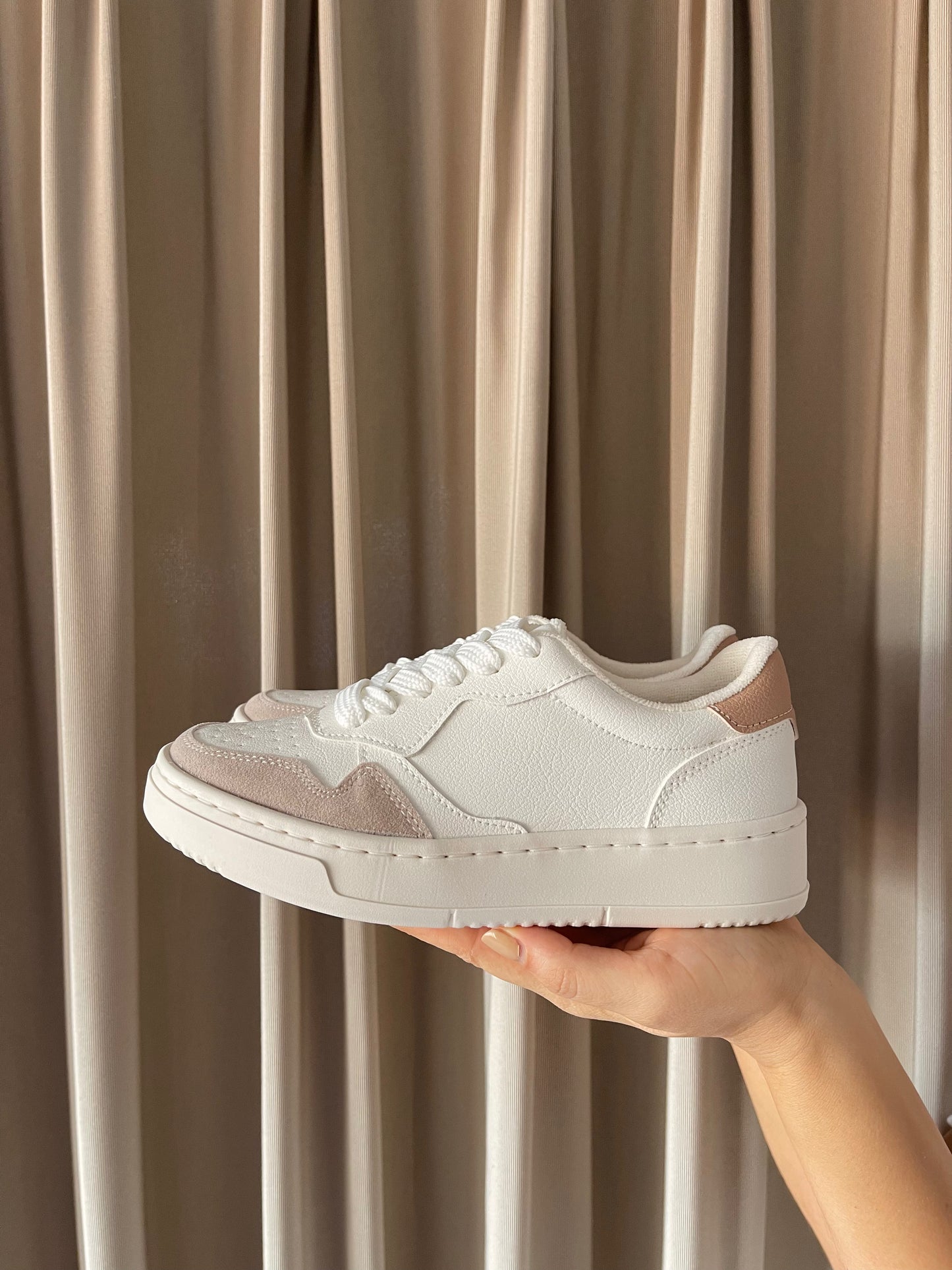 TENIS AU2512 MARFIL X TIERRA