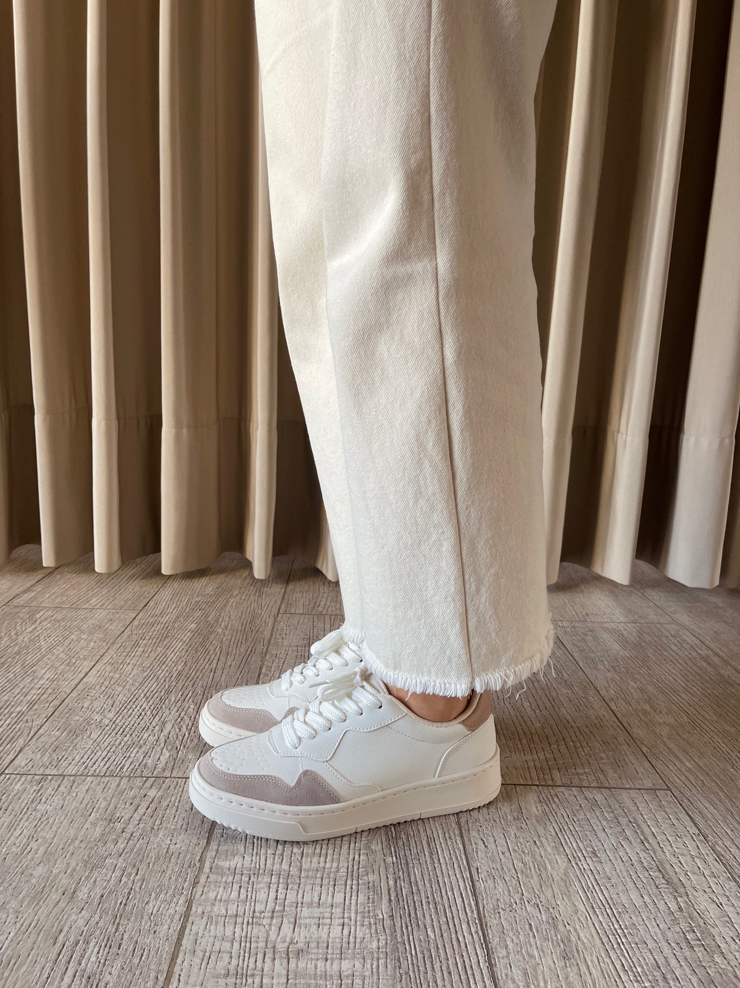 TENIS AU2512 MARFIL X TIERRA