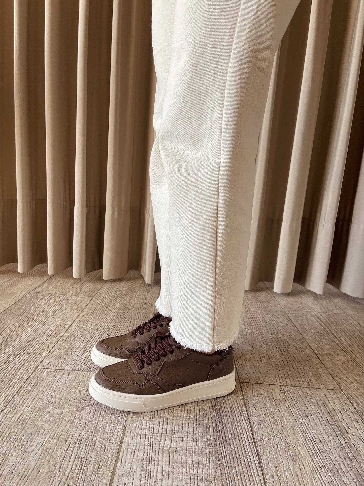 TENIS AU2512 MOCA X CAFE