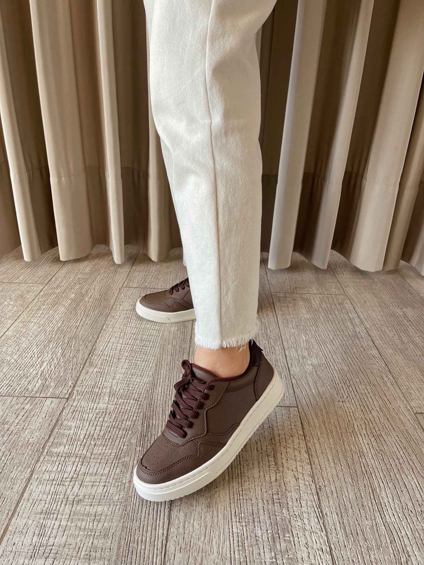 TENIS AU2512 MOCA X CAFE