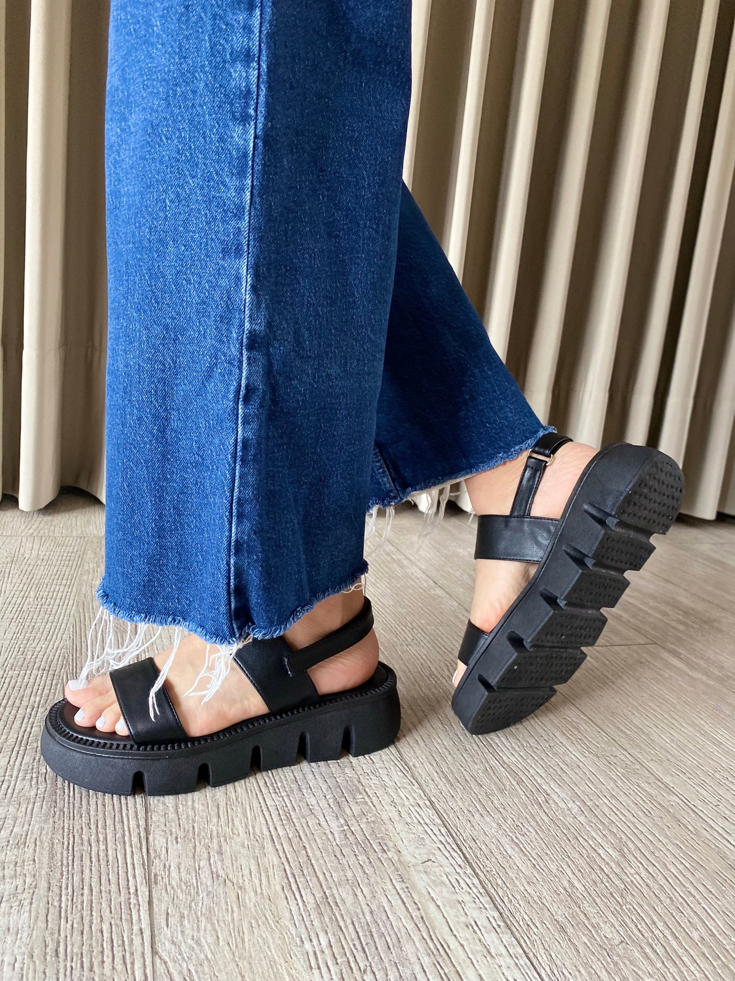 PLATAFORMA NEGRO DN13 VELCRO TALON