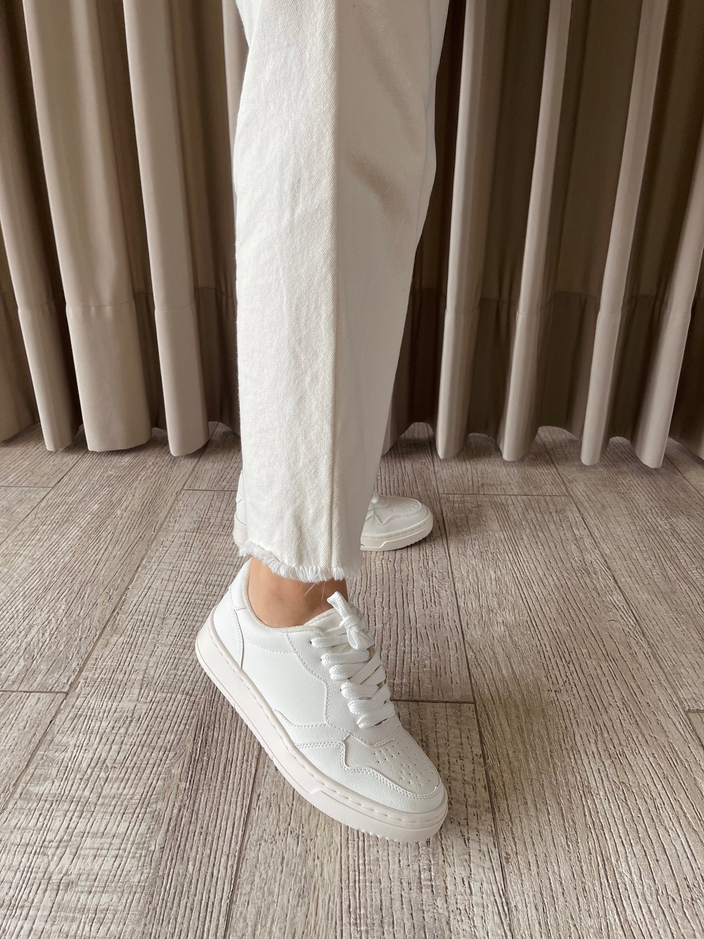 TENIS AU2512 MARFIL