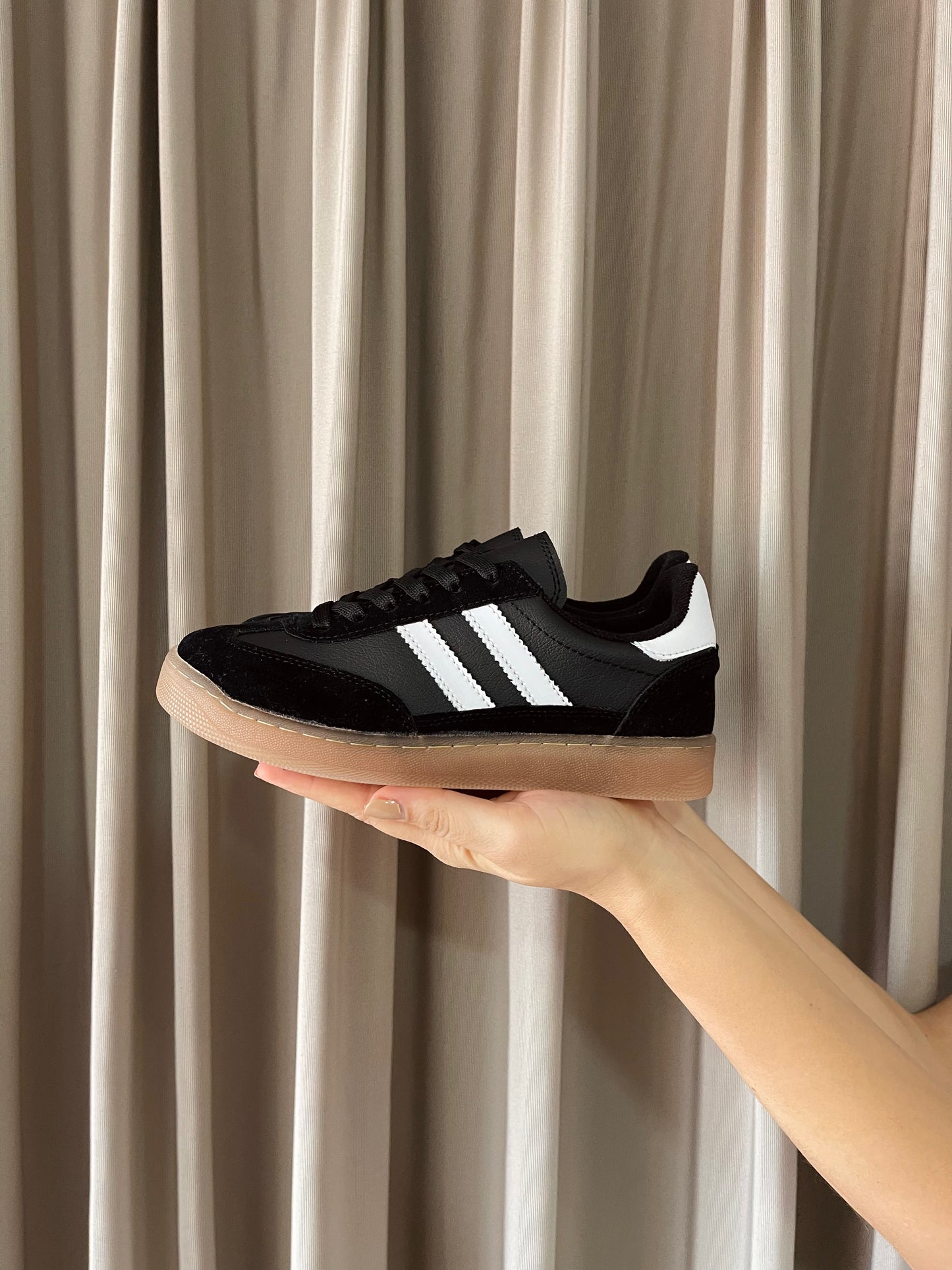 TENIS S2510 SUELA GOMA NEGRO