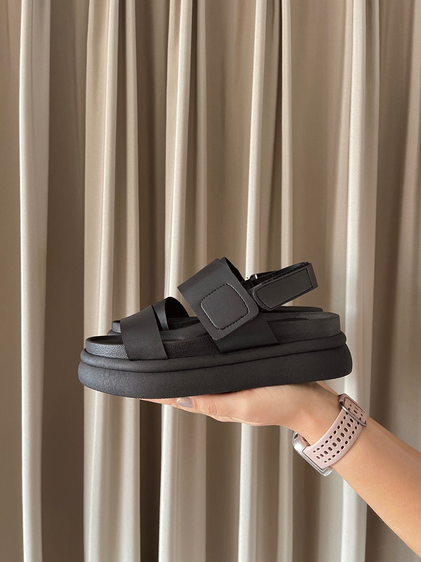 PLATAFORMA TOGO VELCRO NEGRO 5.5CMS