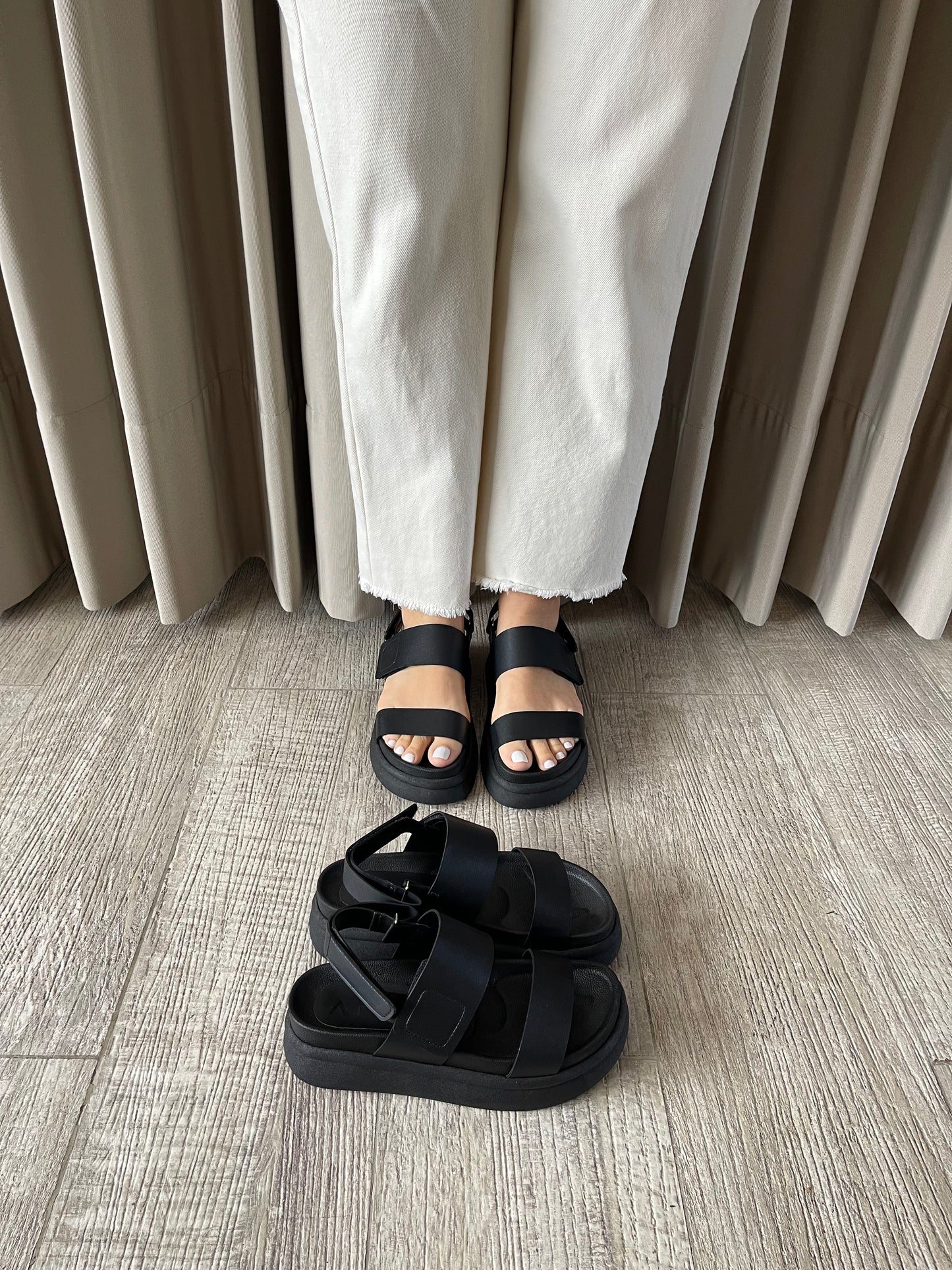 PLATAFORMA TOGO VELCRO NEGRO 5.5CMS