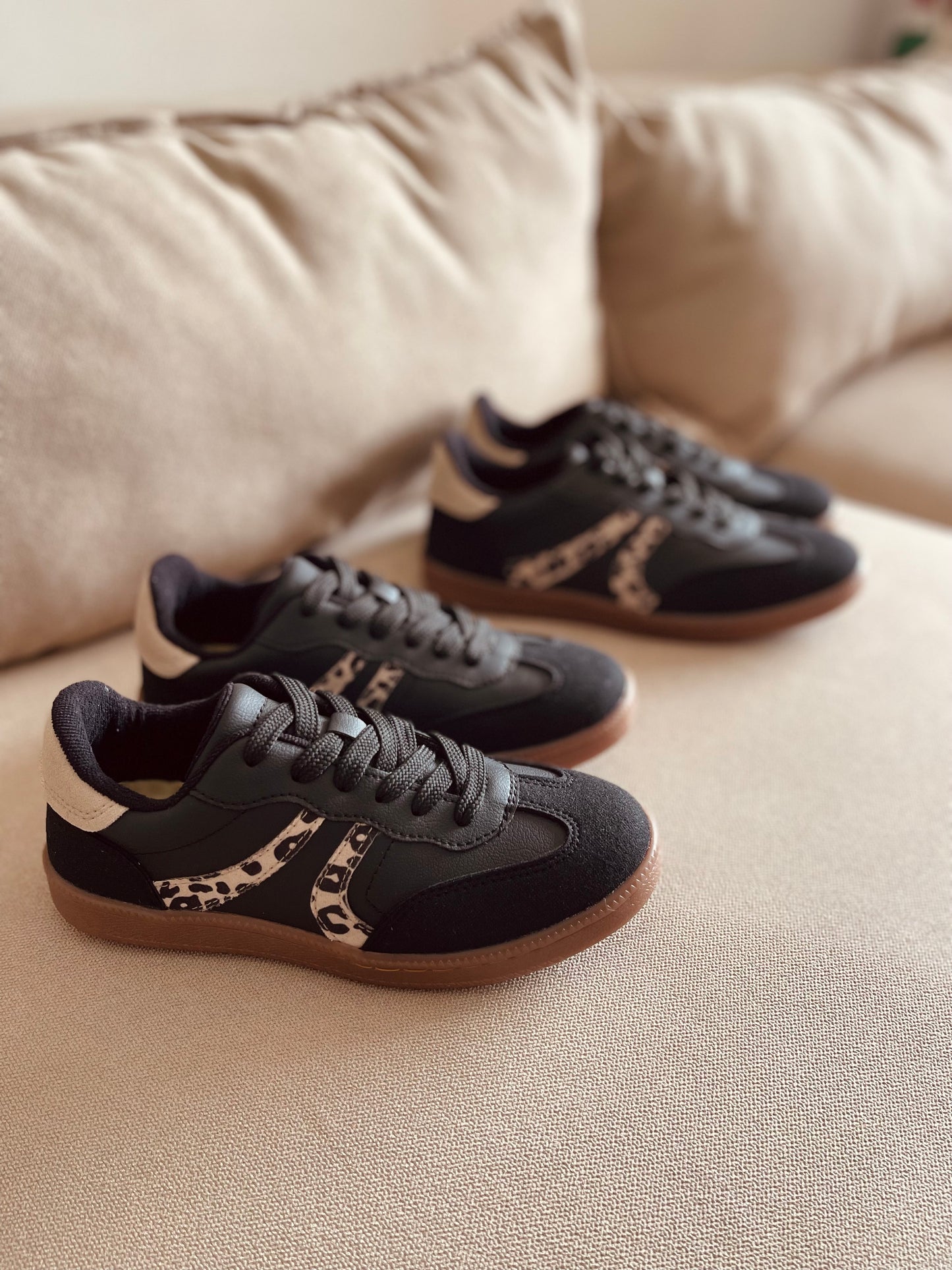 TENIS BALI NEGRO x ANIMAL PRINT LEOPARD✩‧₊˚🐆2CM - plantilla memory confort 🧽