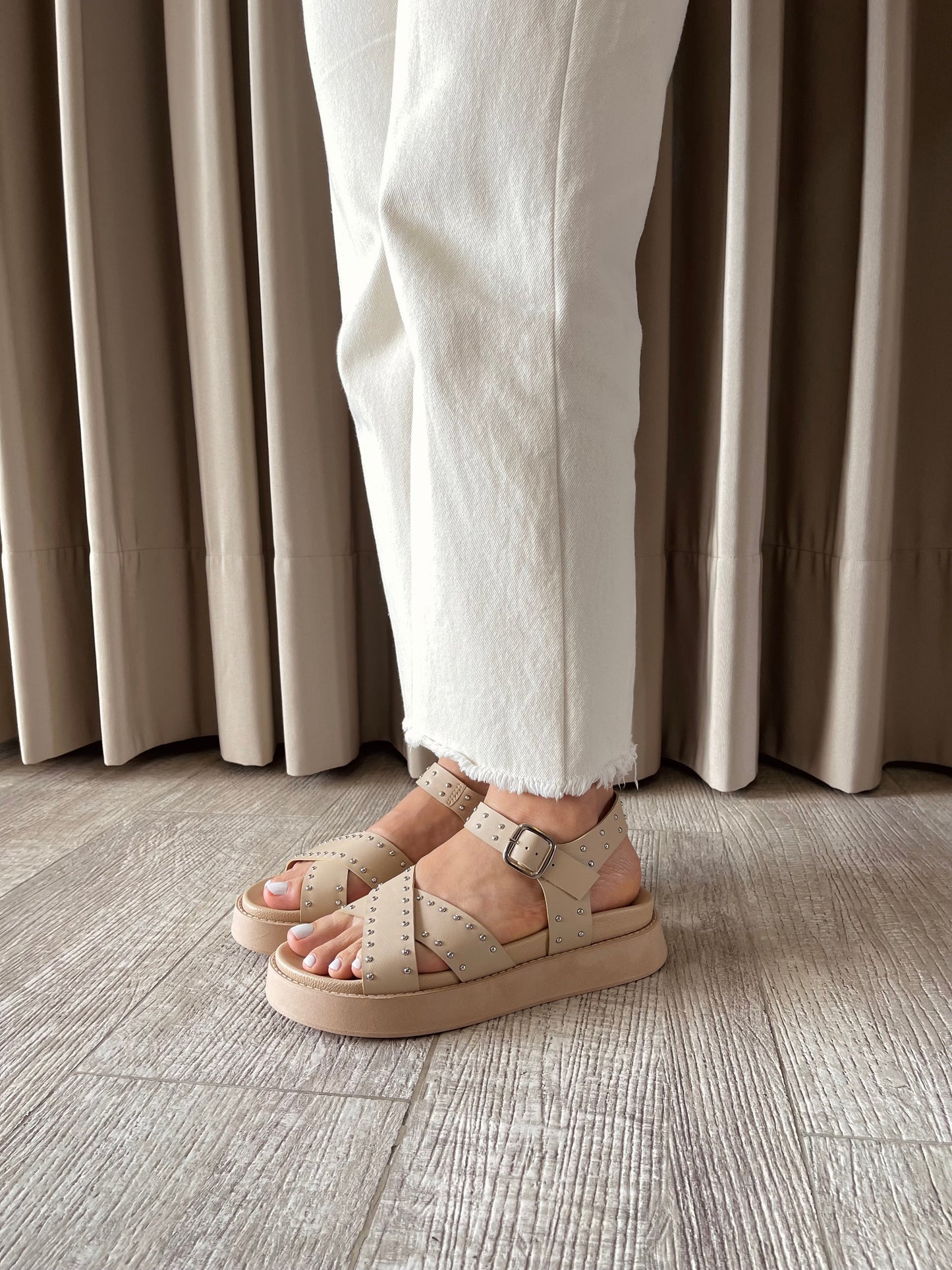 PLATAFORMA KENGE 4.5CMS ARENA