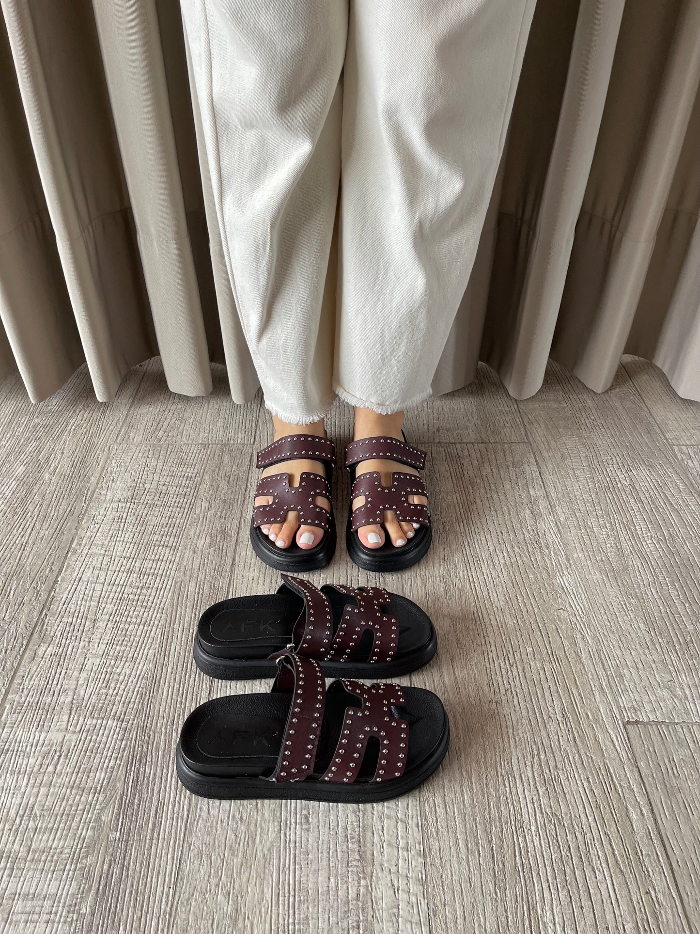 PLATAFORMA UVIRA 4.5CMS VINOTINTO