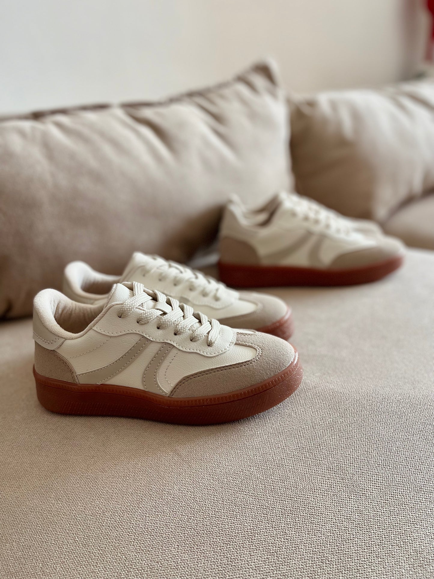 TENIS BALI VAINILLA x ALMENDRA 3CM-✩‧₊˚plantilla memory confort🧽