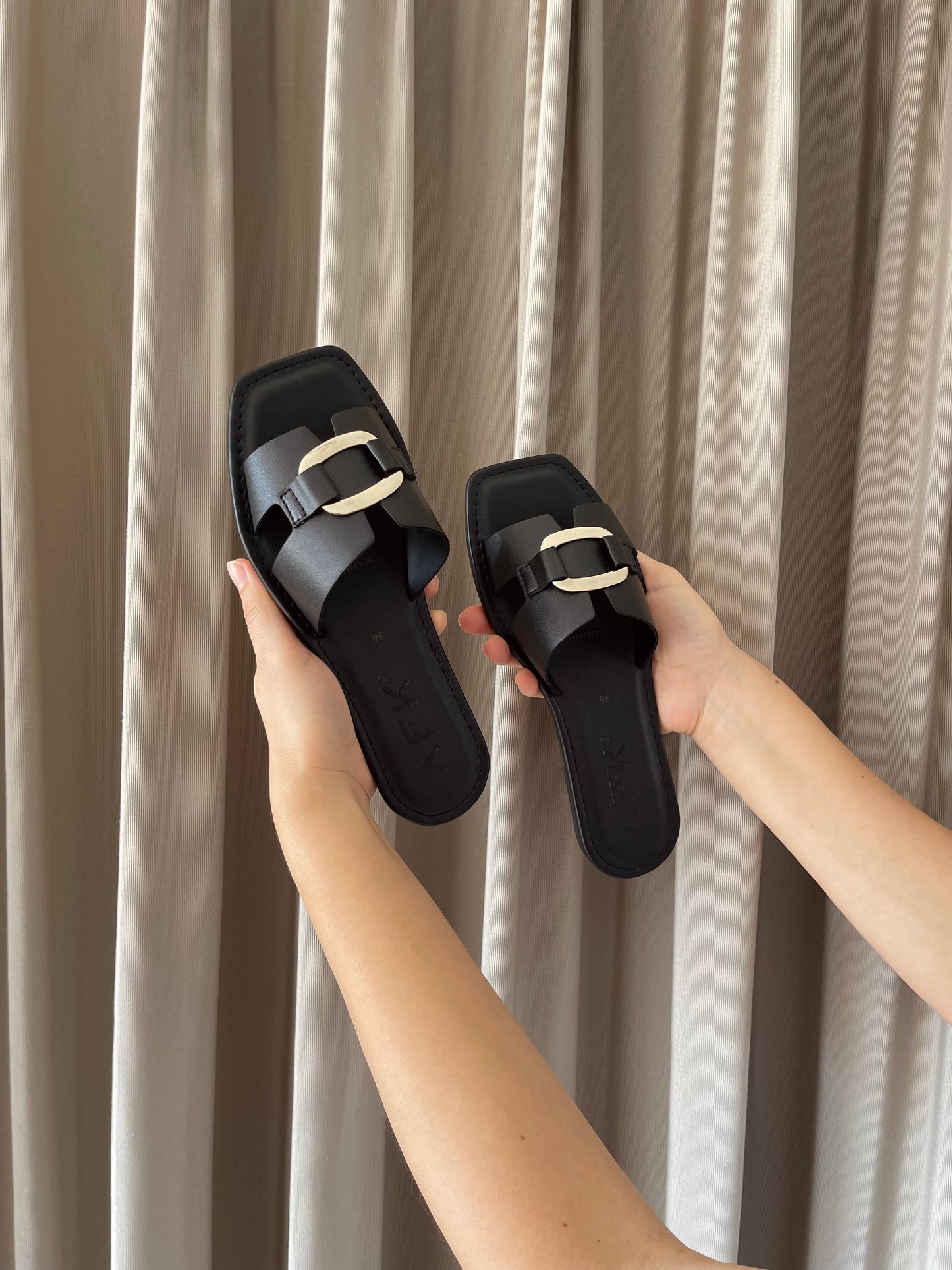 PLANA DAKAR 1CM NEGRO