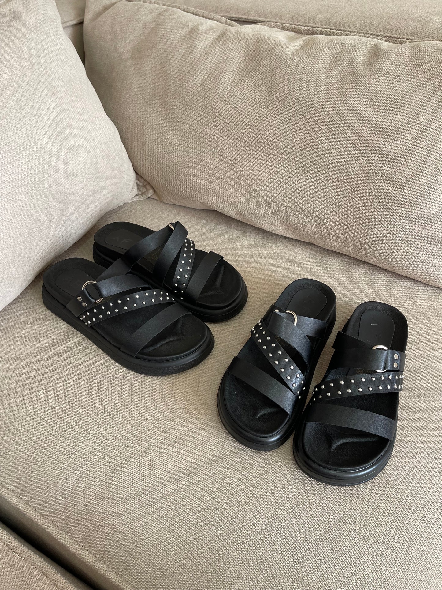 PLATAFORMA LIBIA 4CMS NEGRO