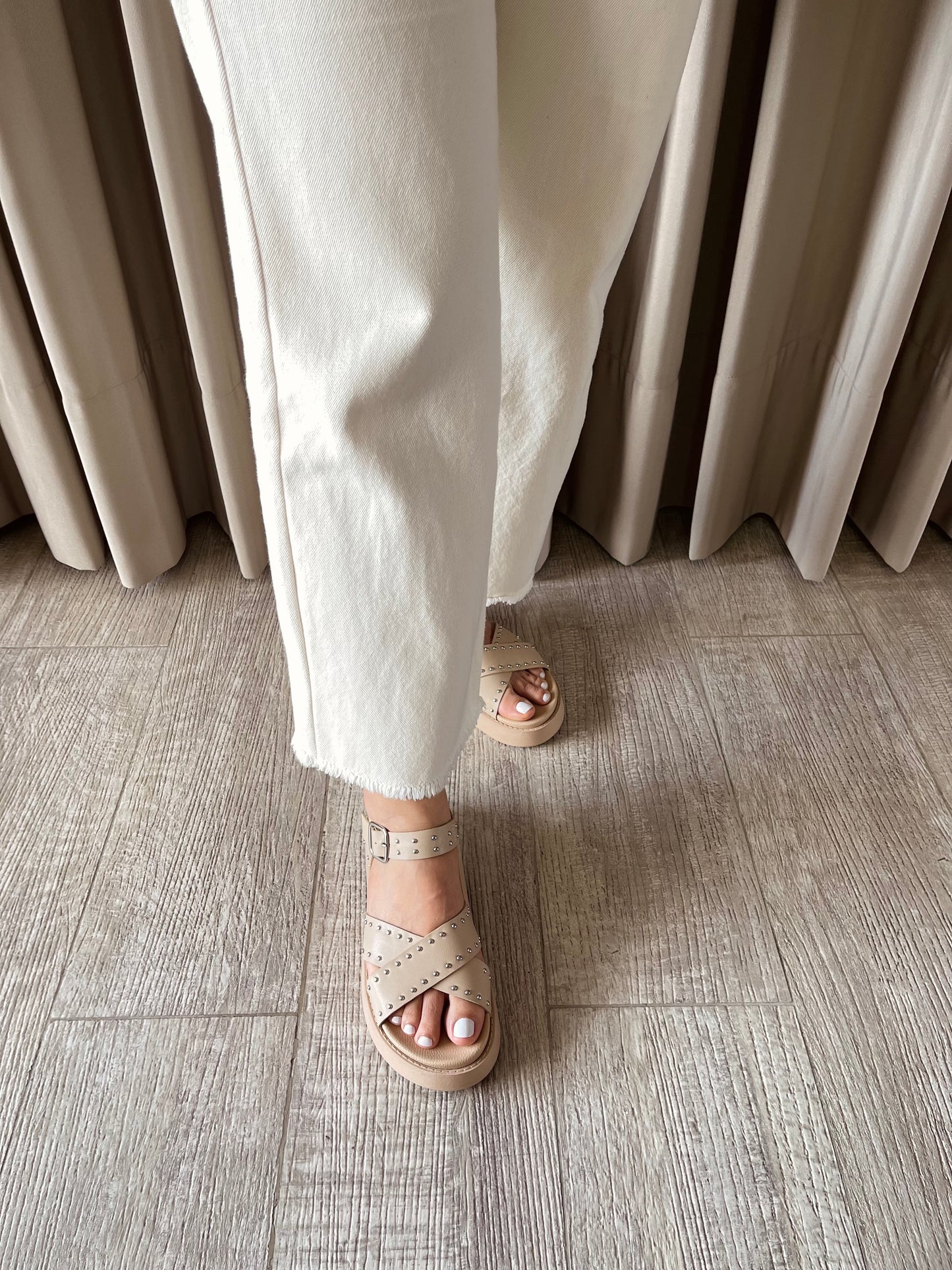 PLATAFORMA KENGE 4.5CMS ARENA