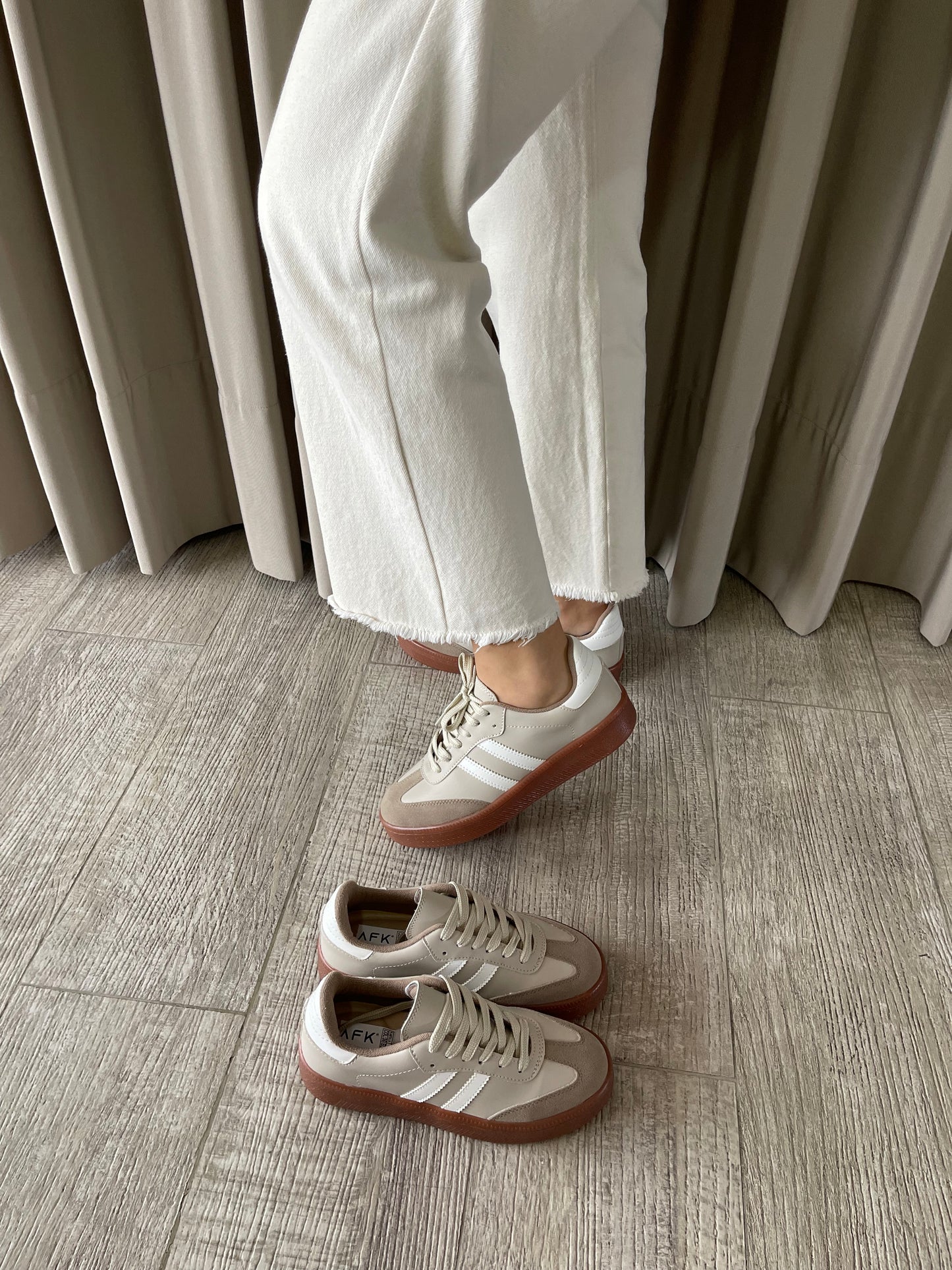 TENIS BALI ALMENDRA x MARFIL 3CM -✩‧₊˚plantilla memory confort🧽