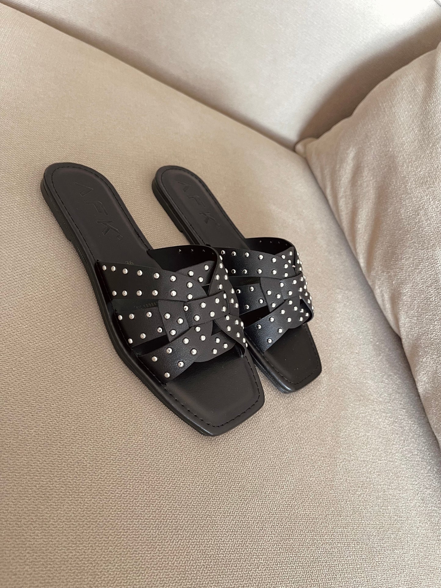 PLANA BOMA 1CM NEGRO