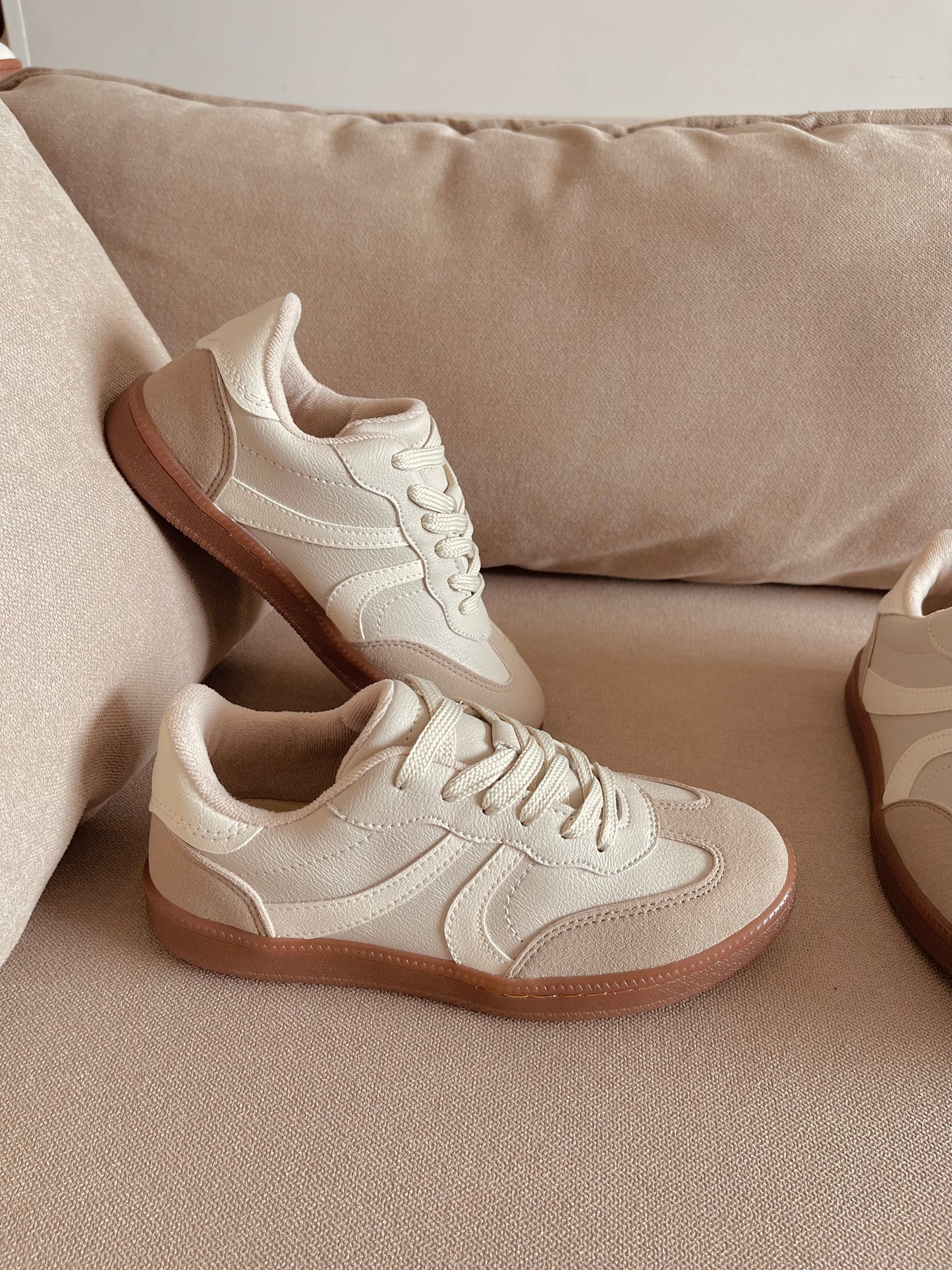 TENIS BALI ALMENDRA x VAINILLA 2CM-✩‧₊˚plantilla memory confort🧽