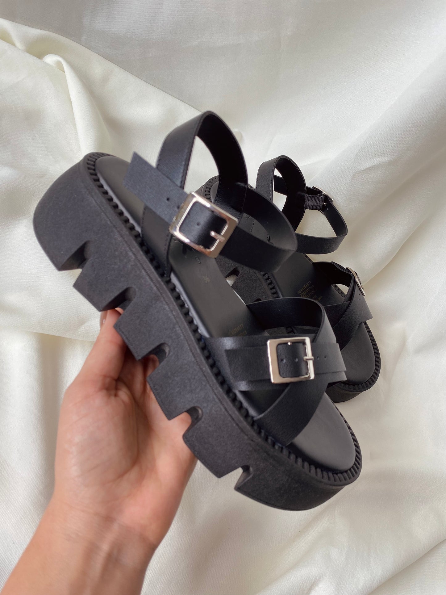 PLATAFORMA DN37 NEGRO